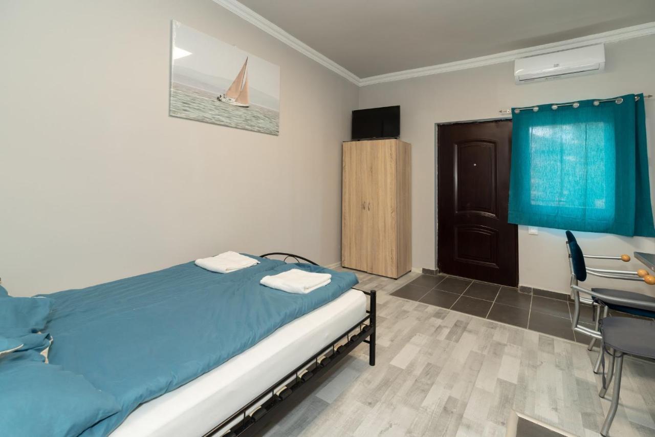 Ivanhoe Apartman Apartment Nyirbator Exterior photo