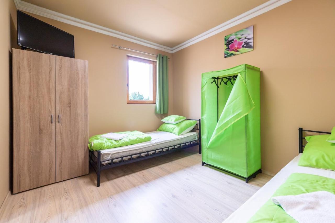 Ivanhoe Apartman Apartment Nyirbator Exterior photo